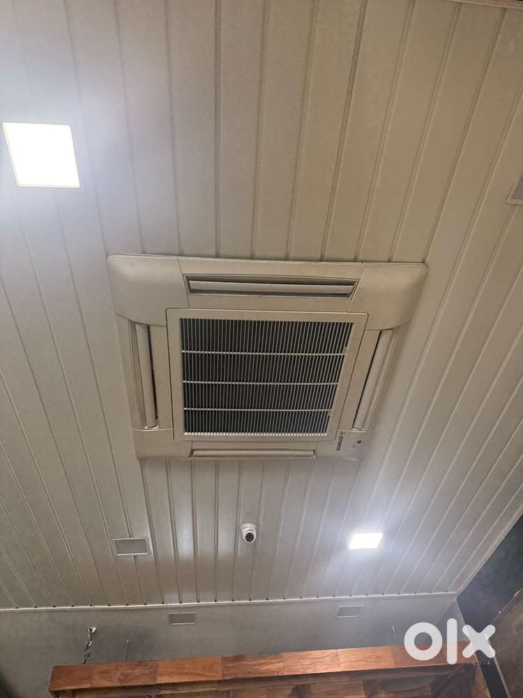 Mitsubishi heavy 3 phase casette AC