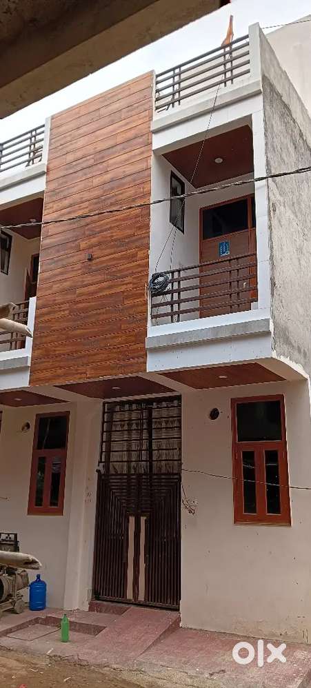 Ready to move Duplex House