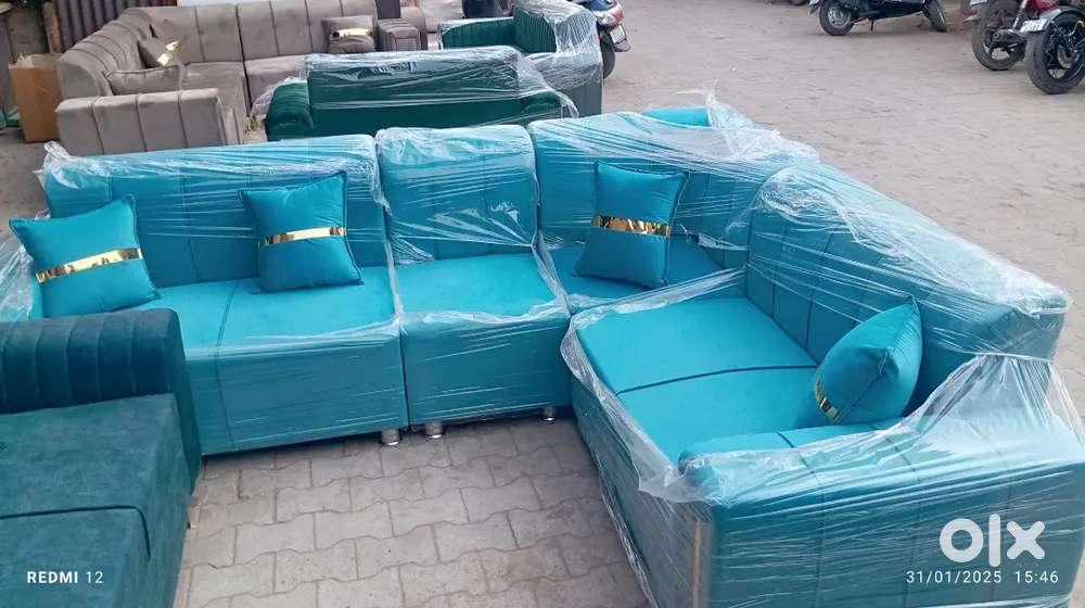 Ad id 487584 offers L SHAPE CORNER SOFA BRAND NEW