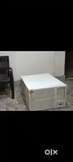 1.5 ton AC on sell only 2 year old with bill