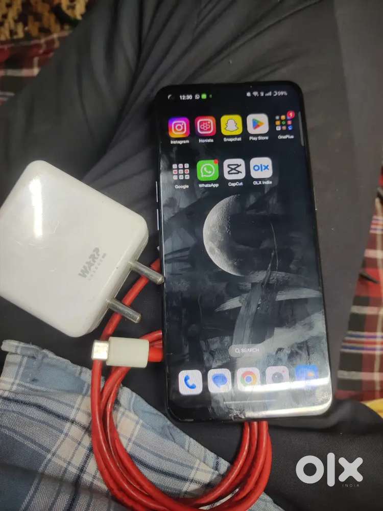 Oneplus Nord CE5G 8gb 128 2years old With box Charger Mob