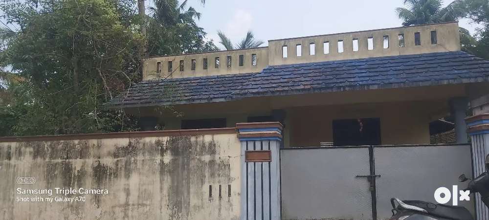 6cent plot with 2bhk house near chakkarakulam cherthala