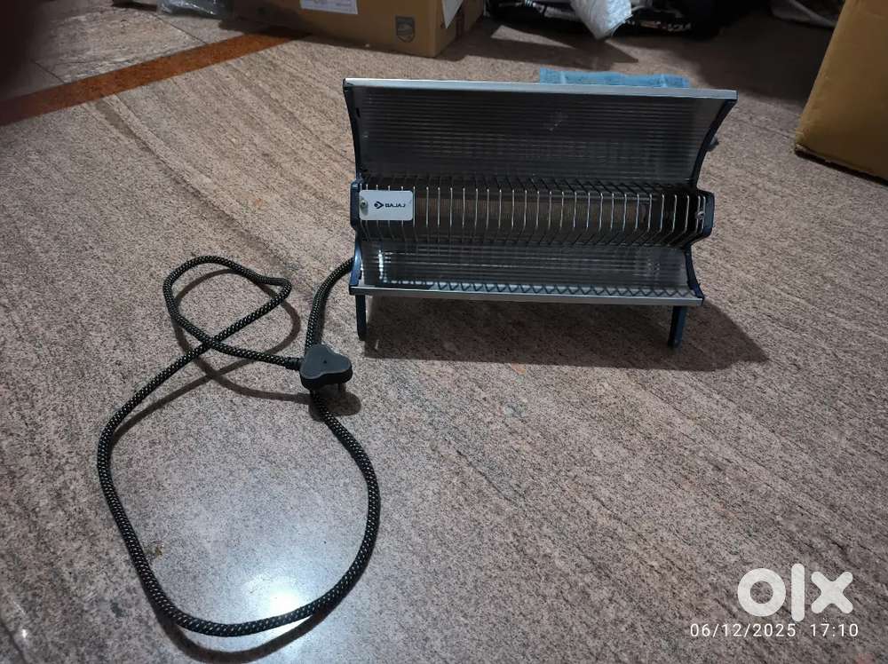 Bajaj flashy radiant room heater
