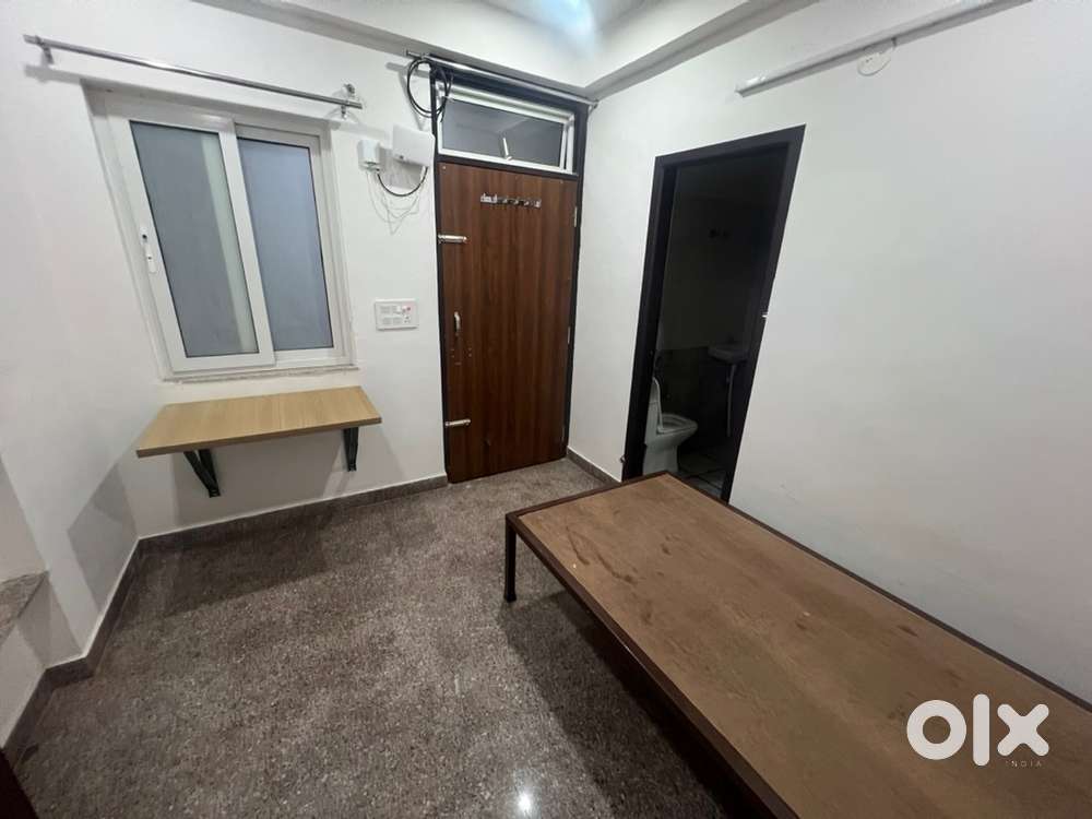 Studio room in prime location in main road Khumbha marg