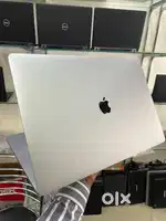 Apple Macbook pro i7 Laptop 16/512 + 6 Gb Graphics card