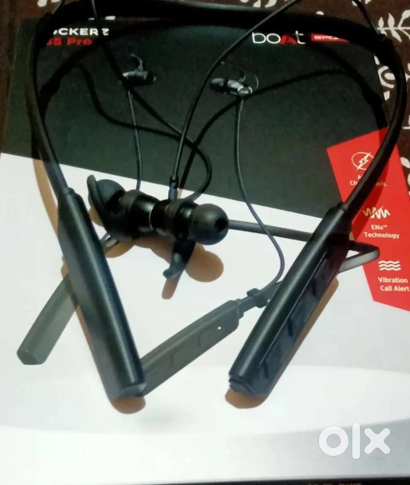 boAt Rockerz 235 Pro