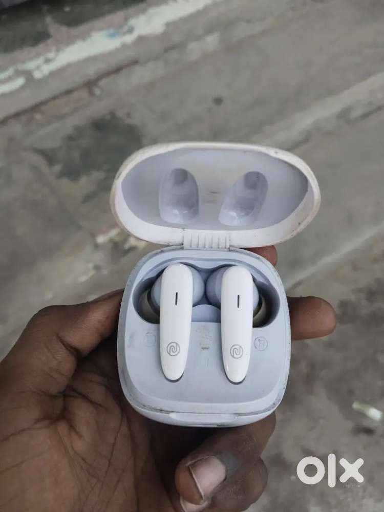 Noise buds min 5 days backup