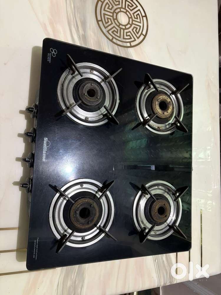4 Burner Gas Stove