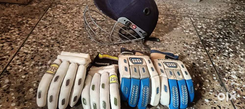 Full cricket kit( read discription for detailed information)