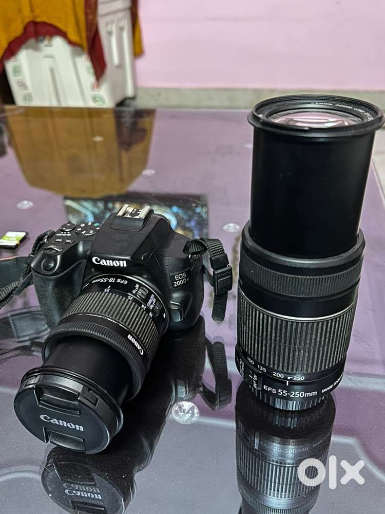 Canon EOS 200D II DSLR Camera EF-S 18 - 55 mm IS STM Lens