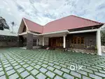 പാലാ - തൊടുപുഴ റോഡിൽ , കേരളത്തനിമയുള്ള കിടിലൻ വീട്