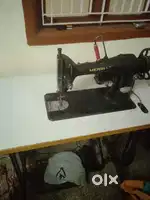 Tailoring Merrit machine with motor