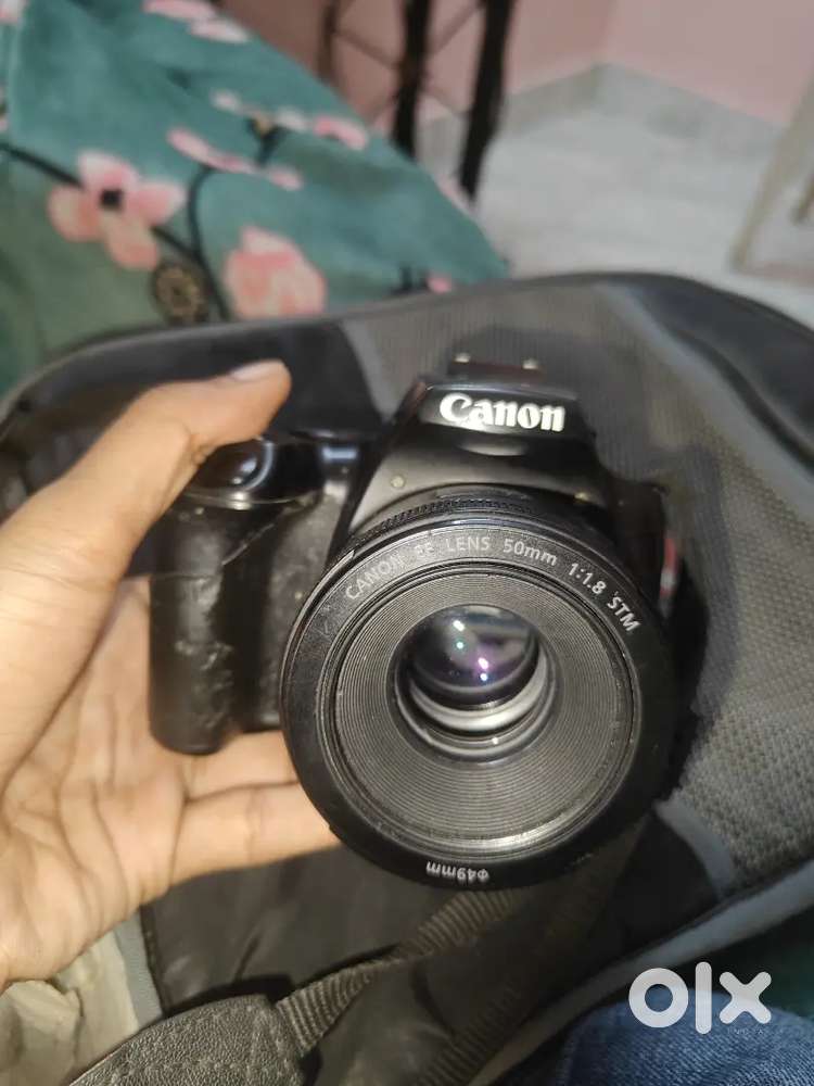 Camera EOS 200D Mark II