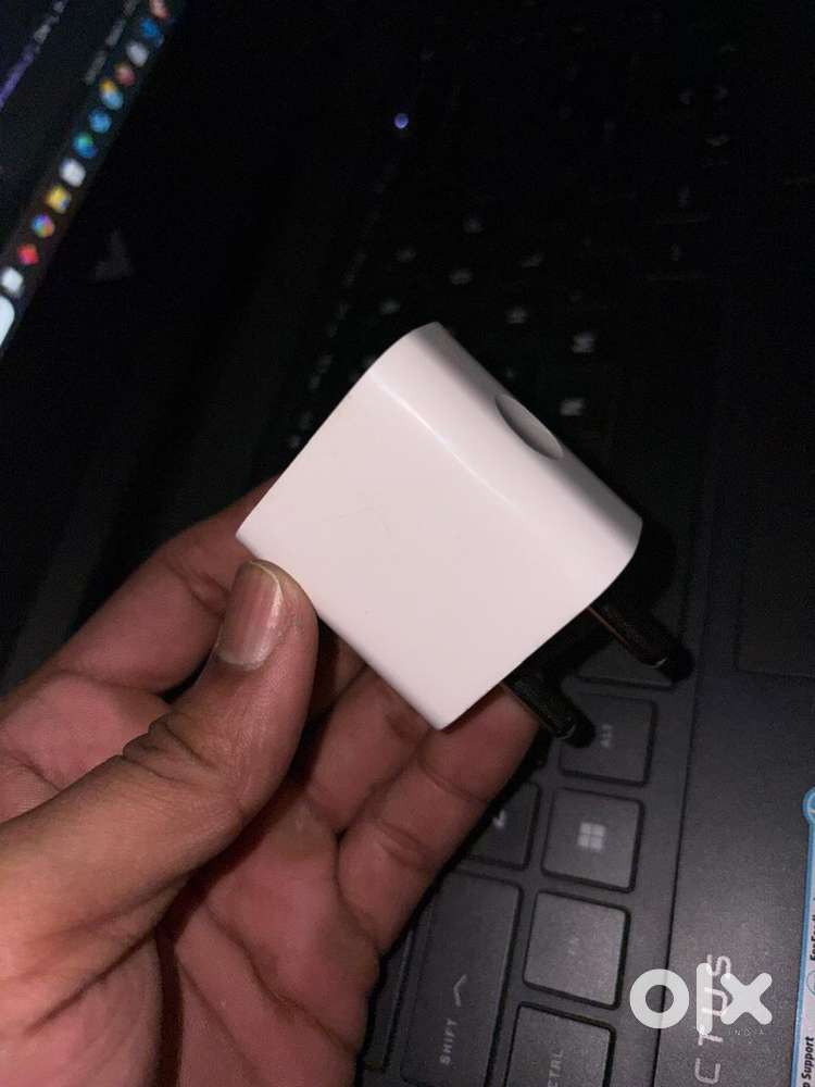 Apple adapter