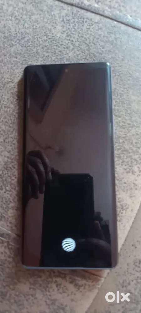 Vivo v40 128 GB Storage