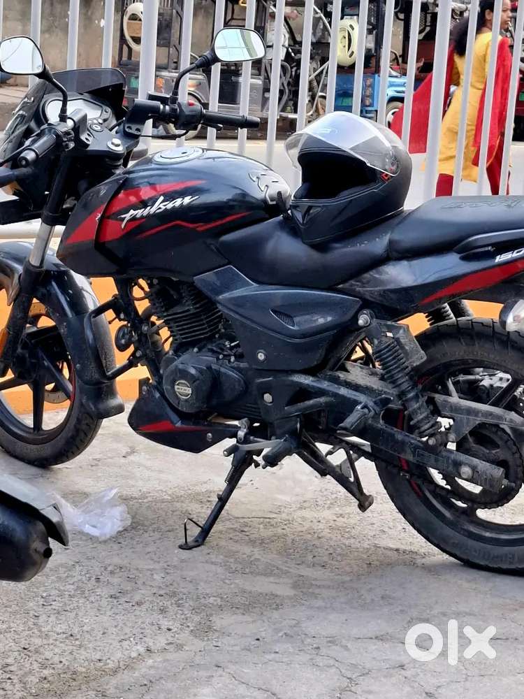 Pulser bike 150 twin disc