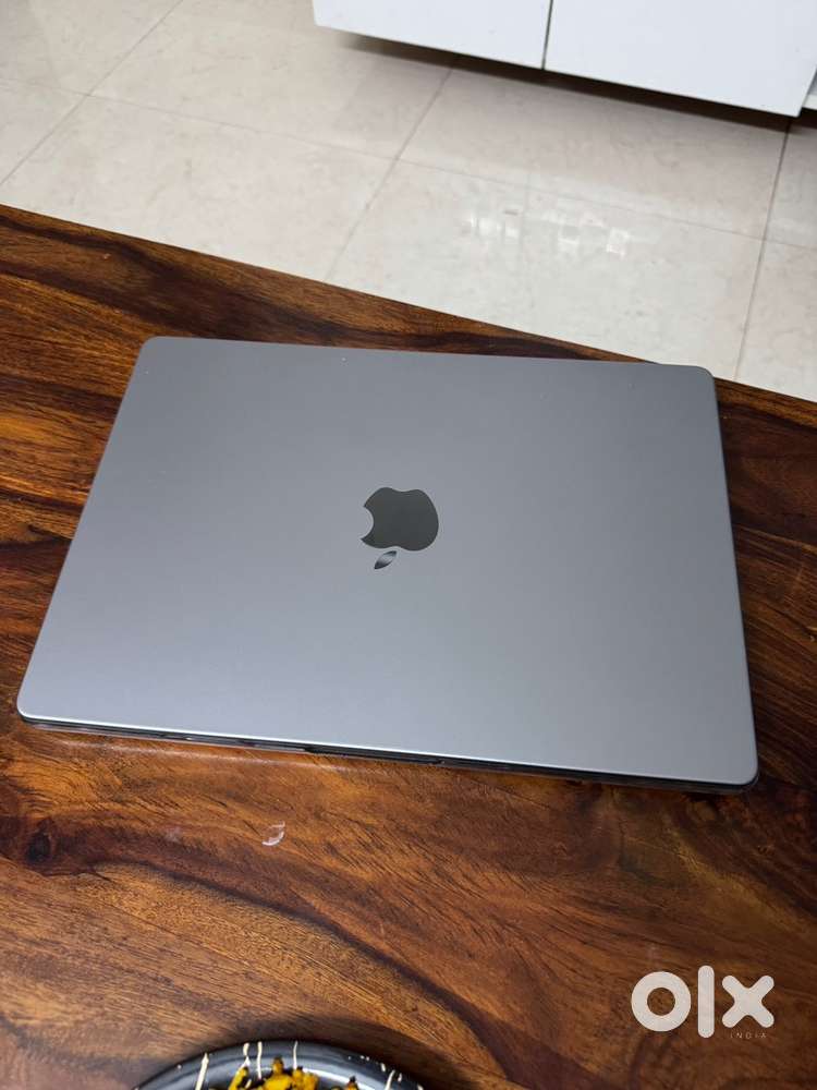 Macbook M2 Pro 16GB 512GB