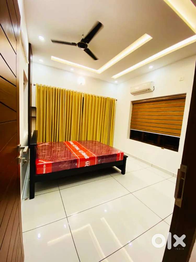1, 2, 3 BHK FLAT'S, HOUSE'S FOR COUPLES, BACHELOR'S @KALOOR, KAKKANAD