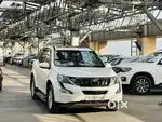 Mahindra XUV500 2.2 W10, 2016, Diesel