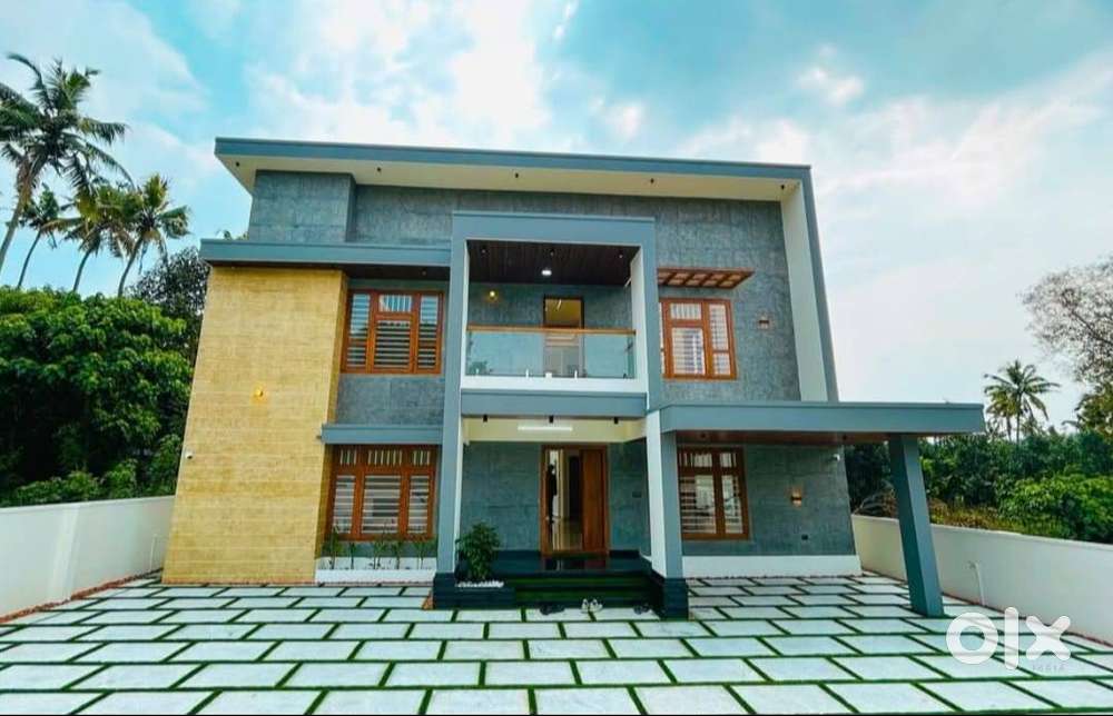 മുണ്ടൂർ ടൗണിൽ പ്രീമിയം 3 BHK വില്ല – ബജറ്റ് ഫ്രണ്ട്ലി, ഹൈവേ സമീപം