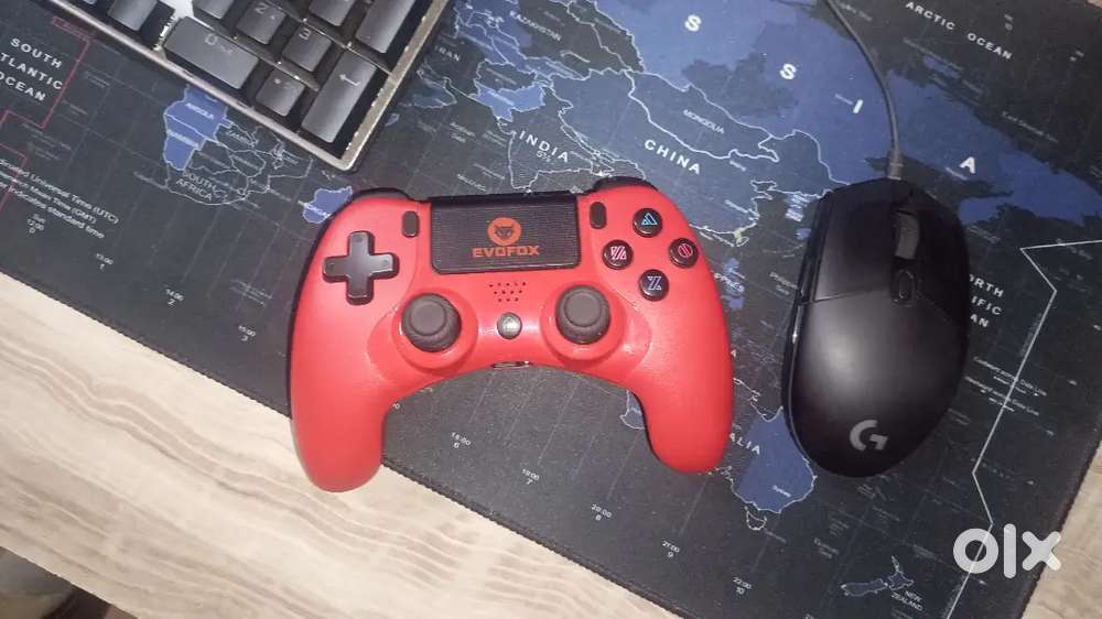 Evofox ps4,pc controller.