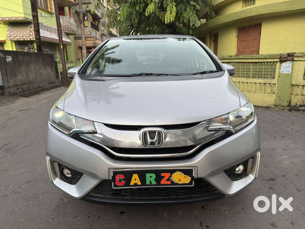 Honda Jazz V MT Privilege, 2015, Petrol