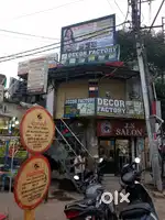 Prime location shop one shutter decor factory on rent