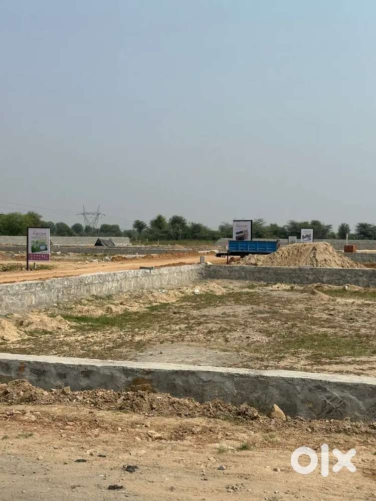 Plot main Ajmer road par