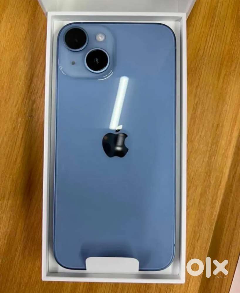 Apple I phone 14 plus refurbished model available with bill box