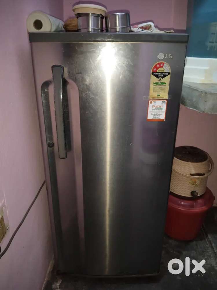 Selling refrigerator