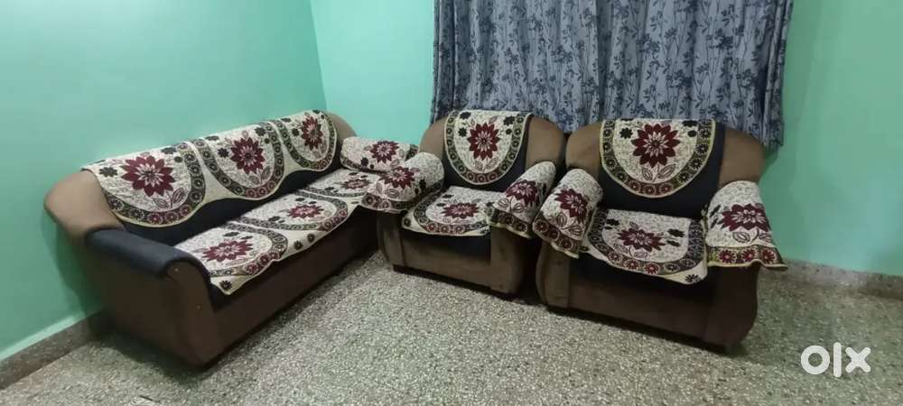 Sofa set with cover