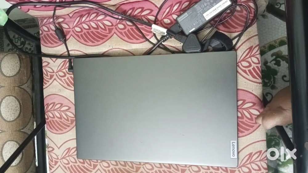 LENOVO I3 12TH GEN 512 SSD WIN 11