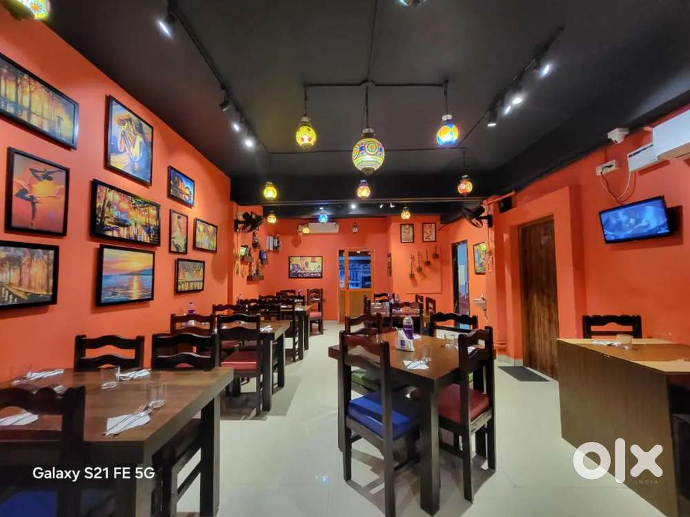 Restaurant in White Town for Sale