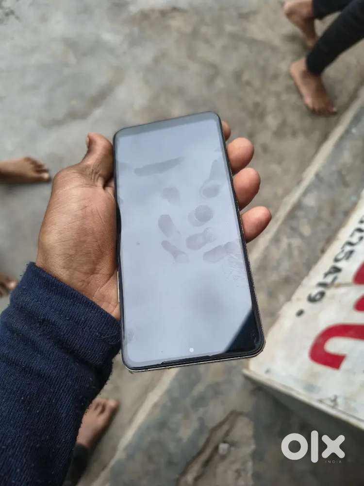 I qoo 9 5G 8+128 Good cundition