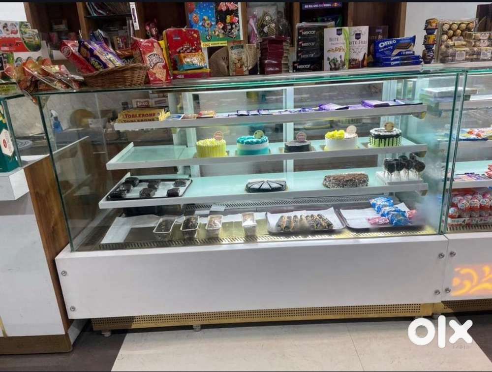 7 feet display fridge for sale perfect for bakery and sweet shop