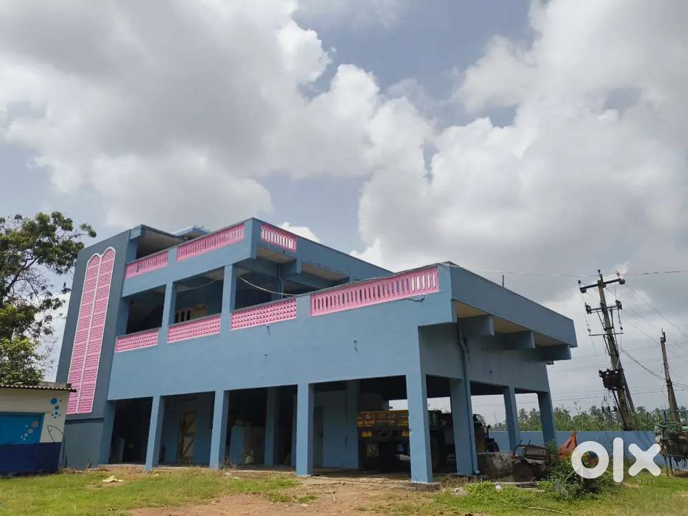 This is commercial building using any office and store purposes
