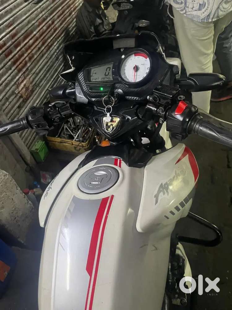 TVs apache rtr 160 ha