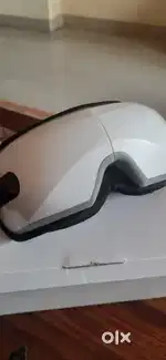 Xech eye massager 6 months old new never used.