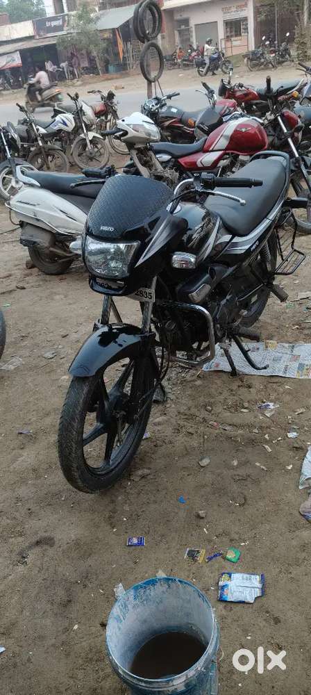Bike Jaunpur number hai 1st Owner