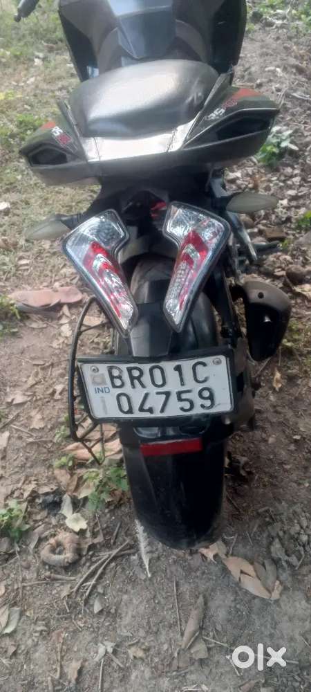 Bajaj Pulsar rs 200