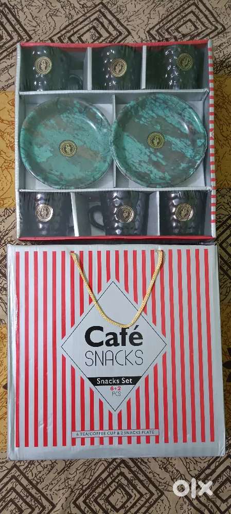 CUP PLATES SET