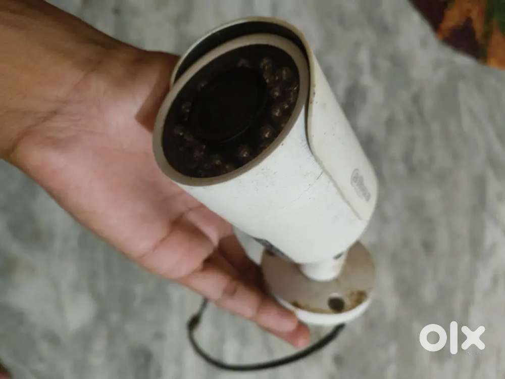 5 pieces 2nd hand camera in only 1000