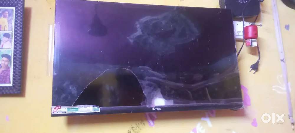 Intex led 32 inch 3mothuse