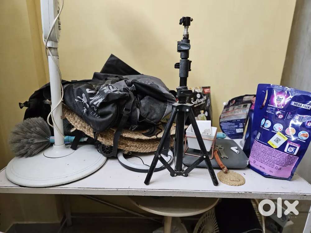 4 X 2 Table for sale