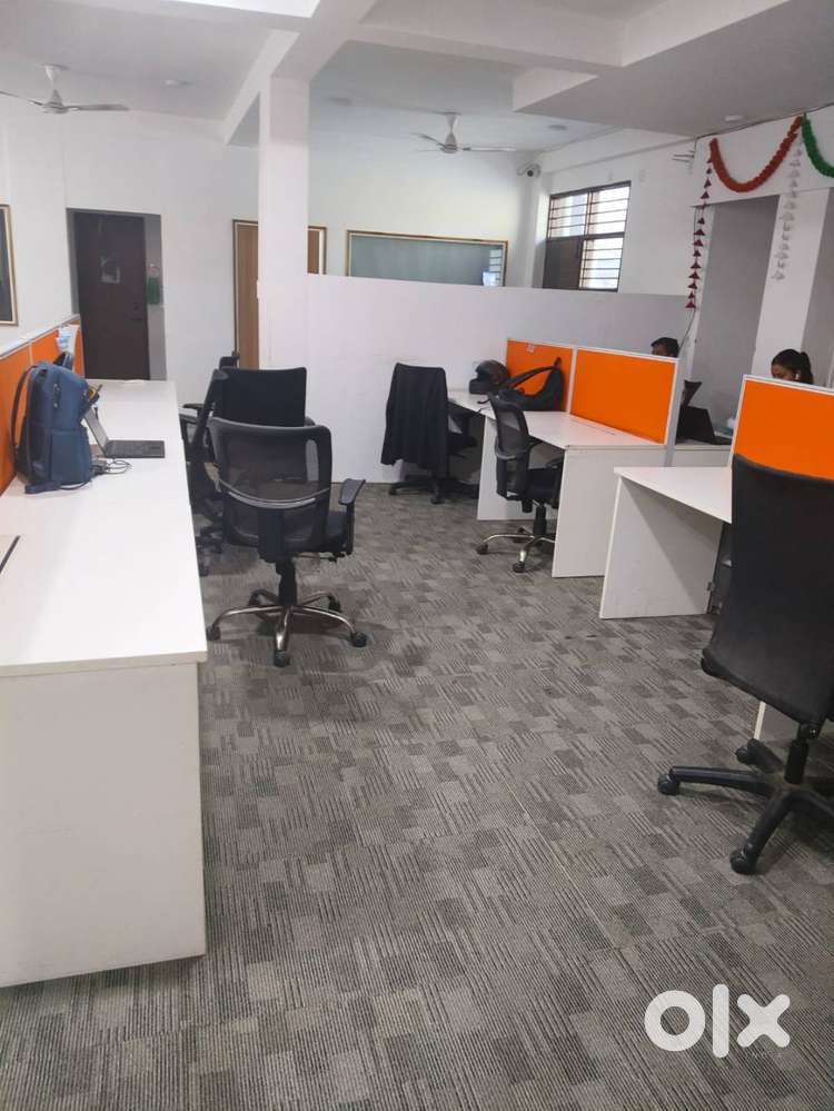 Call Center Advisor