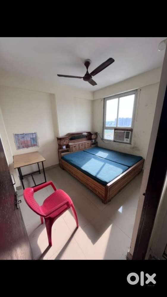 Flat available for rent