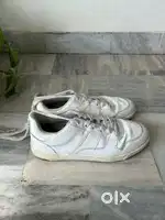 White H&M size 8 shoes