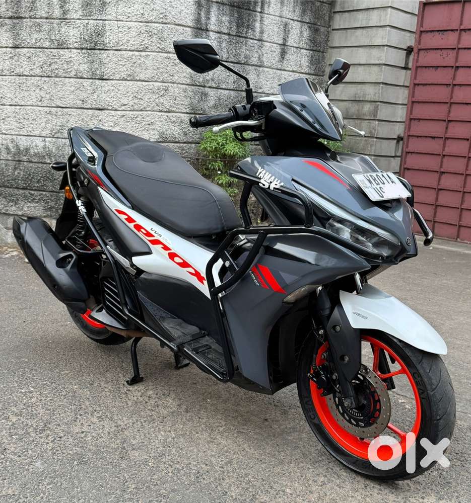 yamaha Aerox BS6 ABS model