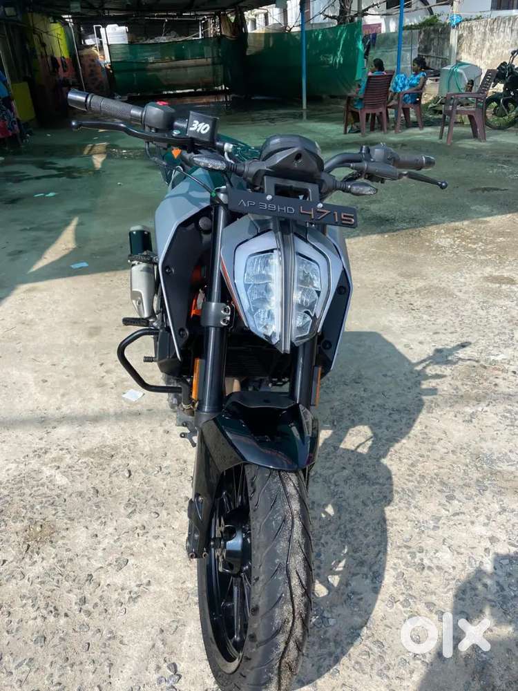 Duke 250 bs6