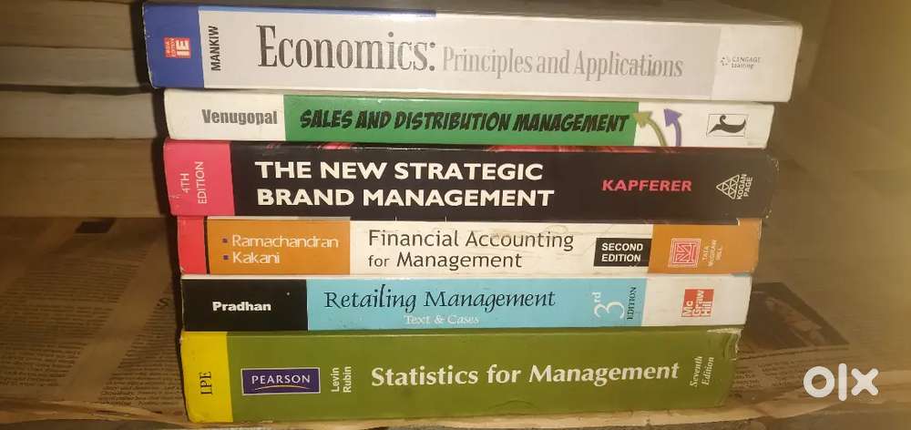 Assorted book lot